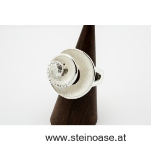 Ring 'modern'  Silber & Kristalle